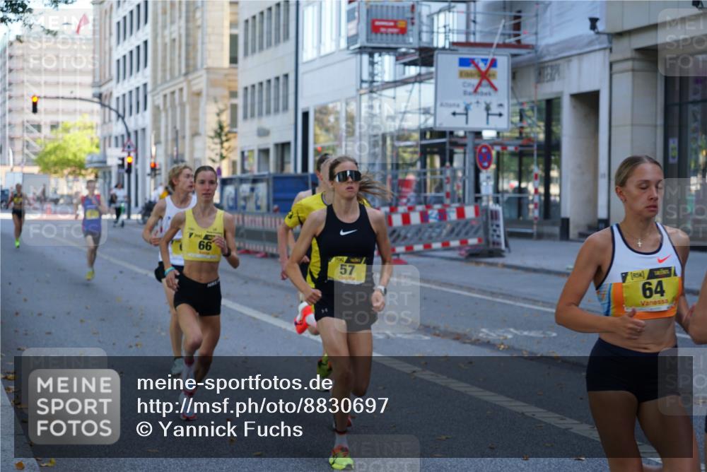 07.09.2025 - BARMER Alsterlauf Yannick Fuchs http://msf.ph/oto/8830697 07.09.2025 11:01:38 Laufen 66, 57, 64 meine-sportfotos.de