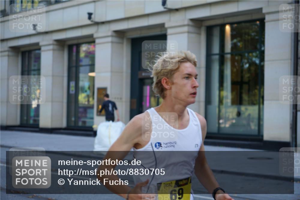 07.09.2025 - BARMER Alsterlauf Yannick Fuchs http://msf.ph/oto/8830705 07.09.2025 11:01:40 Laufen 69 meine-sportfotos.de
