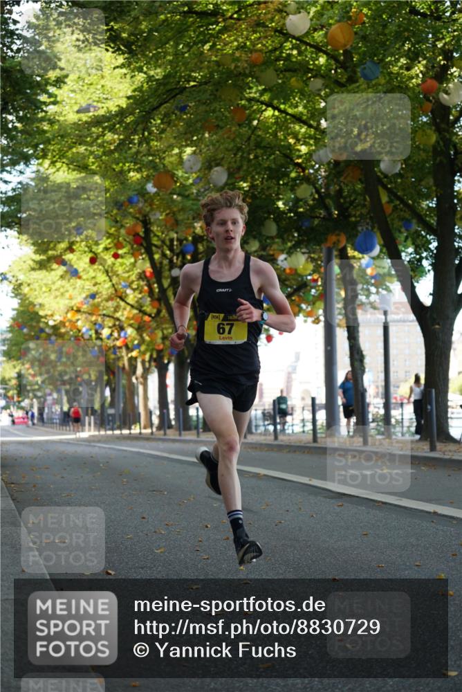 07.09.2025 - BARMER Alsterlauf Yannick Fuchs http://msf.ph/oto/8830729 07.09.2025 11:03:43 Laufen 67 meine-sportfotos.de