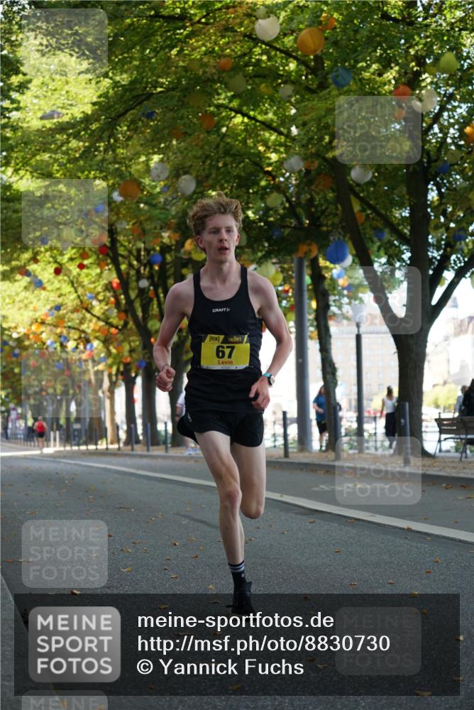 07.09.2025 - BARMER Alsterlauf Yannick Fuchs http://msf.ph/oto/8830730 07.09.2025 11:03:43 Laufen 67 meine-sportfotos.de