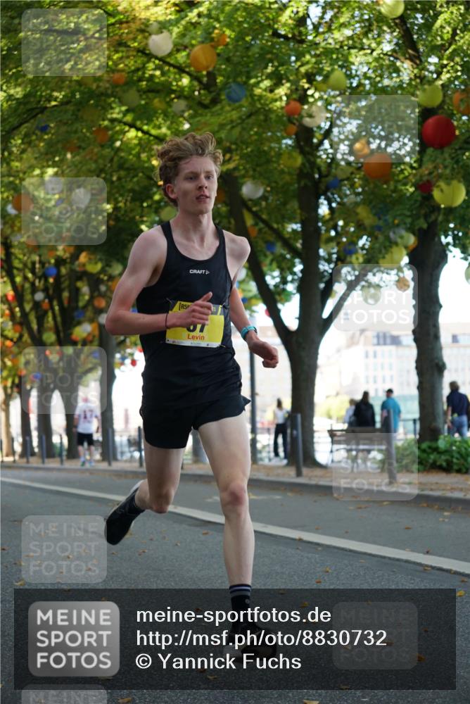 07.09.2025 - BARMER Alsterlauf Yannick Fuchs http://msf.ph/oto/8830732 07.09.2025 11:03:43 Laufen 17 meine-sportfotos.de