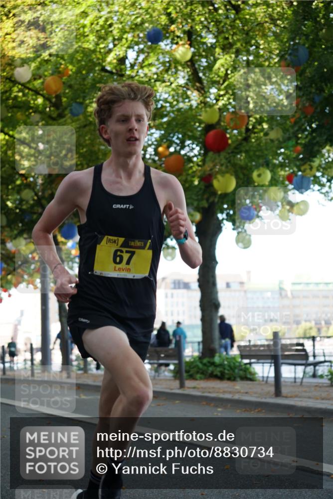 07.09.2025 - BARMER Alsterlauf Yannick Fuchs http://msf.ph/oto/8830734 07.09.2025 11:03:43 Laufen 5, 67 meine-sportfotos.de