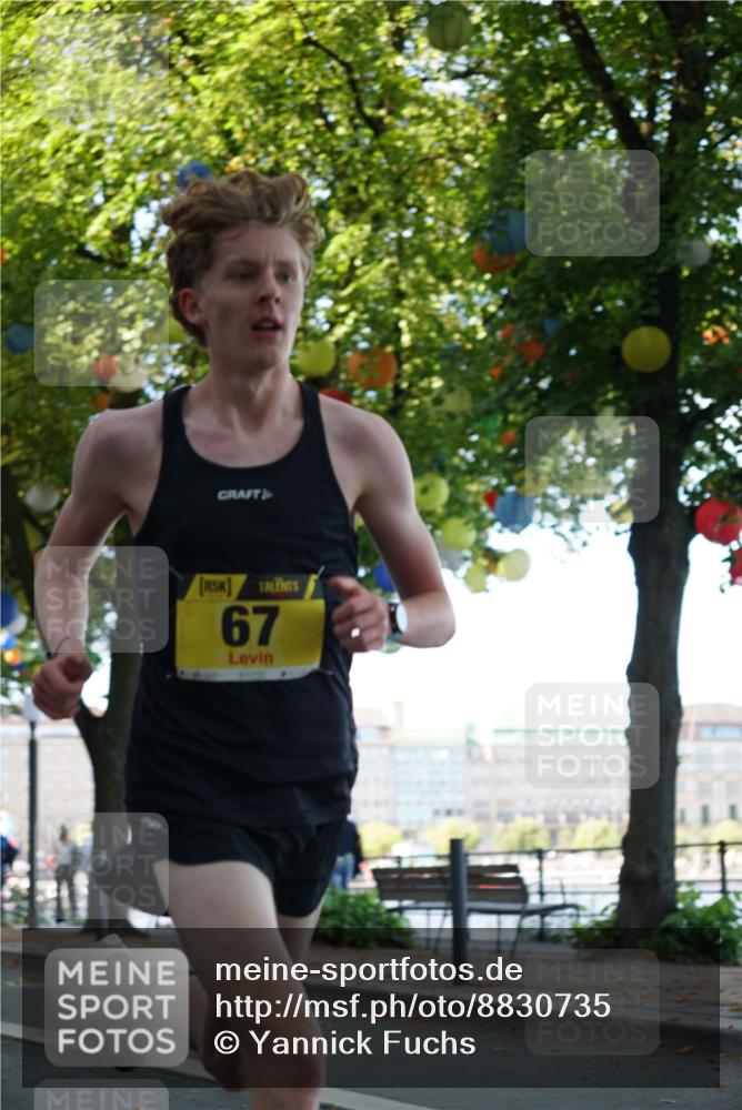 07.09.2025 - BARMER Alsterlauf Yannick Fuchs http://msf.ph/oto/8830735 07.09.2025 11:03:43 Laufen 67 meine-sportfotos.de