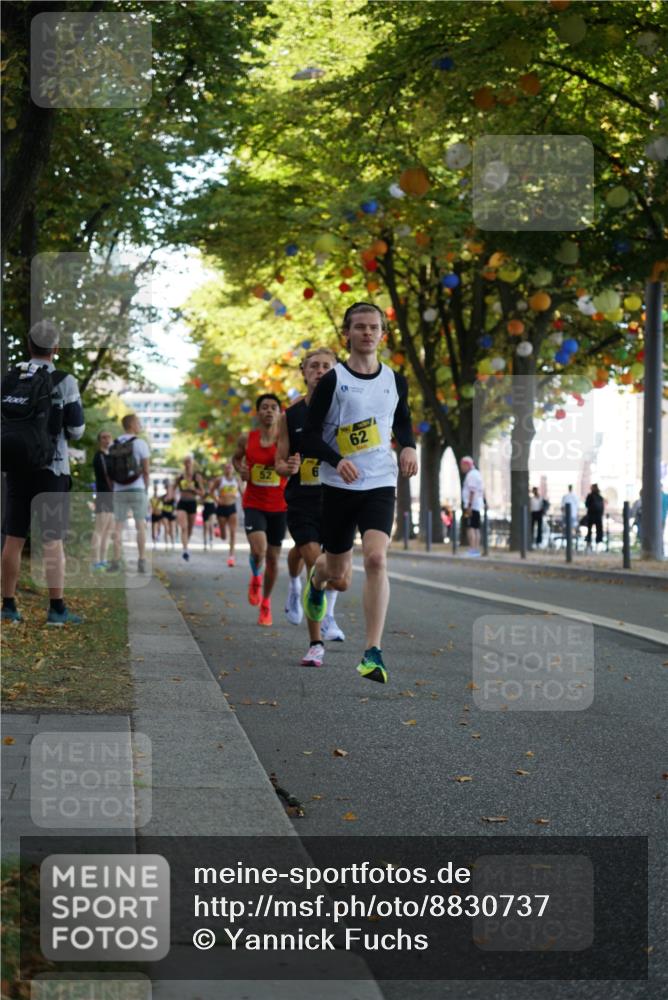 07.09.2025 - BARMER Alsterlauf Yannick Fuchs http://msf.ph/oto/8830737 07.09.2025 11:04:02 Laufen 3001, 62 meine-sportfotos.de