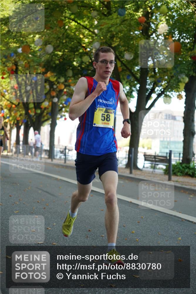 07.09.2025 - BARMER Alsterlauf Yannick Fuchs http://msf.ph/oto/8830780 07.09.2025 11:04:27 Laufen 5, 58 meine-sportfotos.de