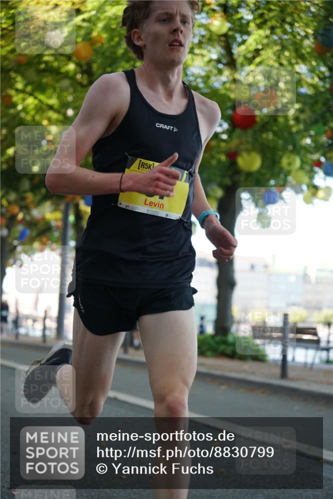 07.09.2025 - BARMER Alsterlauf Yannick Fuchs http://msf.ph/oto/8830799 07.09.2025 11:06:52 Laufen 5 meine-sportfotos.de