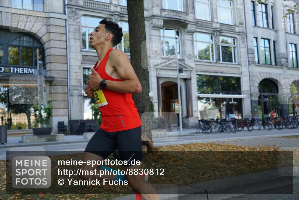 07.09.2025 - BARMER Alsterlauf Yannick Fuchs http://msf.ph/oto/8830812 07.09.2025 11:07:23 Laufen 2 meine-sportfotos.de