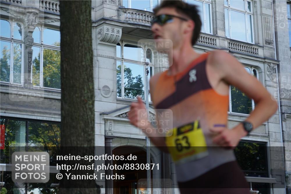 07.09.2025 - BARMER Alsterlauf Yannick Fuchs http://msf.ph/oto/8830871 07.09.2025 11:09:12 Laufen 15, 63 meine-sportfotos.de