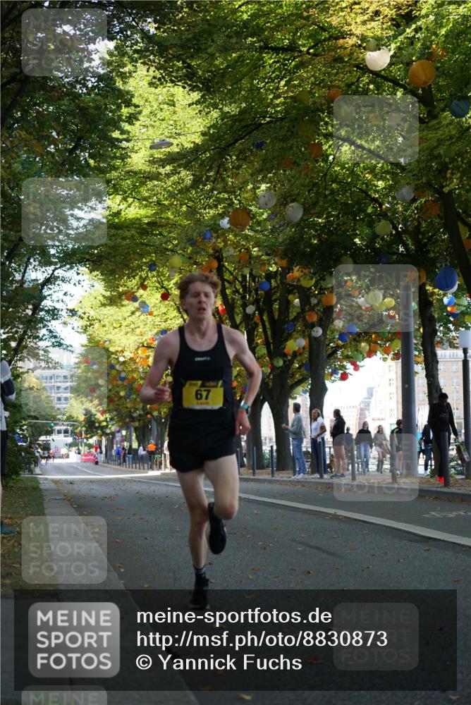 07.09.2025 - BARMER Alsterlauf Yannick Fuchs http://msf.ph/oto/8830873 07.09.2025 11:10:08 Laufen 67 meine-sportfotos.de