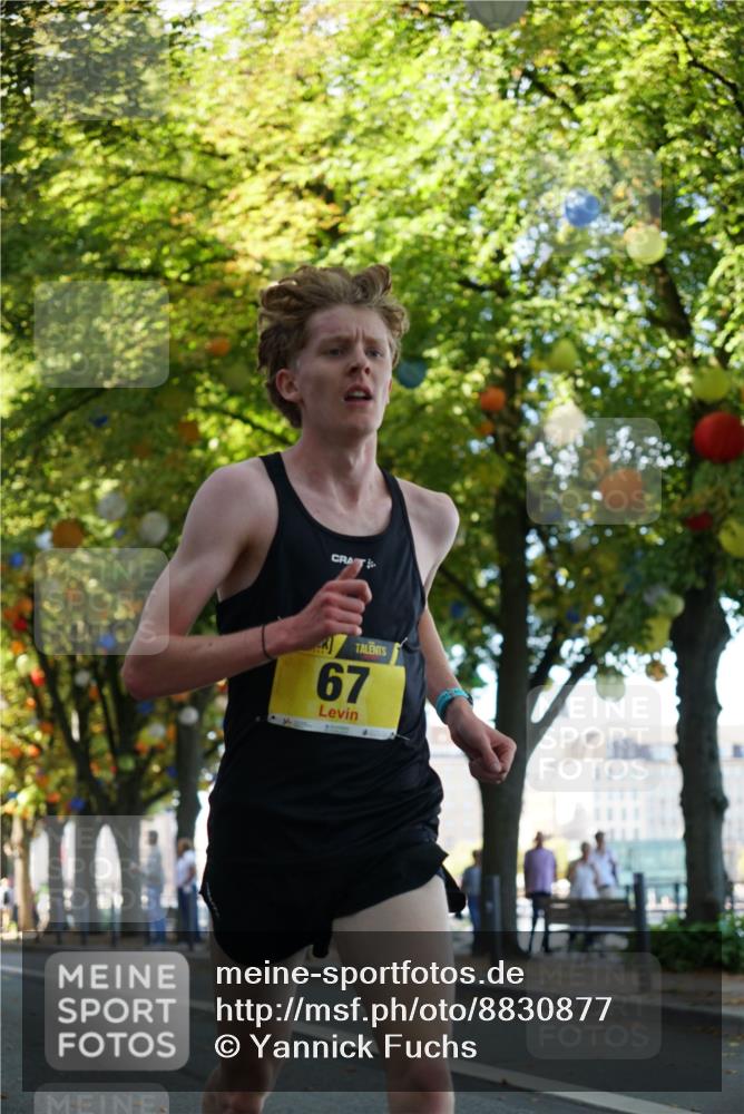 07.09.2025 - BARMER Alsterlauf Yannick Fuchs http://msf.ph/oto/8830877 07.09.2025 11:10:09 Laufen 67 meine-sportfotos.de