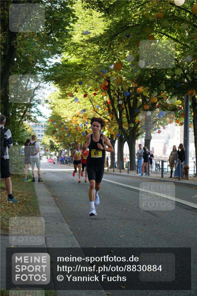 07.09.2025 - BARMER Alsterlauf Yannick Fuchs http://msf.ph/oto/8830884 07.09.2025 11:10:39 Laufen 65 meine-sportfotos.de