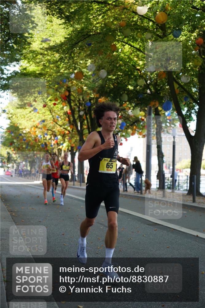 07.09.2025 - BARMER Alsterlauf Yannick Fuchs http://msf.ph/oto/8830887 07.09.2025 11:10:40 Laufen 65 meine-sportfotos.de