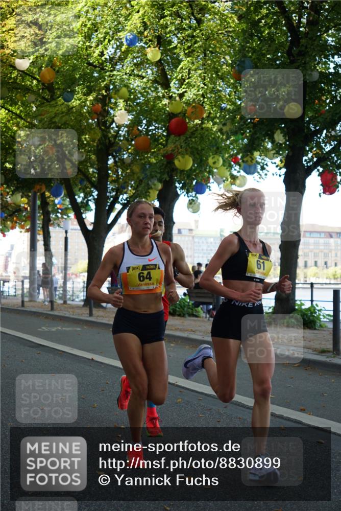 07.09.2025 - BARMER Alsterlauf Yannick Fuchs http://msf.ph/oto/8830899 07.09.2025 11:10:43 Laufen 64, 61 meine-sportfotos.de