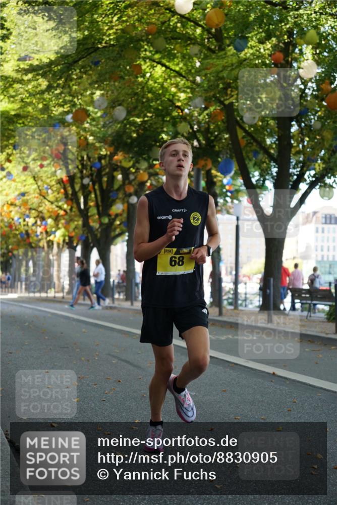 07.09.2025 - BARMER Alsterlauf Yannick Fuchs http://msf.ph/oto/8830905 07.09.2025 11:10:51 Laufen 5, 68 meine-sportfotos.de