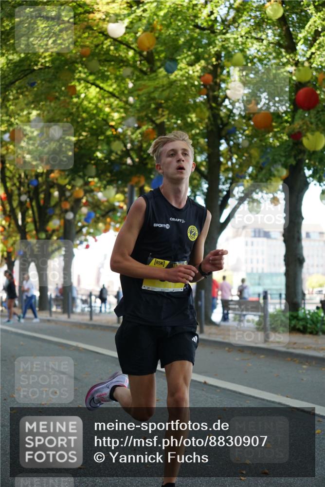 07.09.2025 - BARMER Alsterlauf Yannick Fuchs http://msf.ph/oto/8830907 07.09.2025 11:10:51 Laufen 39, 5 meine-sportfotos.de