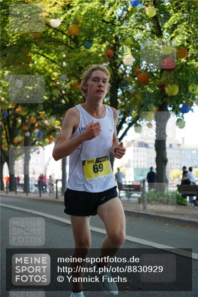 07.09.2025 - BARMER Alsterlauf Yannick Fuchs http://msf.ph/oto/8830929 07.09.2025 11:11:16 Laufen 5, 69 meine-sportfotos.de