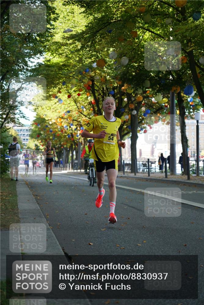 07.09.2025 - BARMER Alsterlauf Yannick Fuchs http://msf.ph/oto/8830937 07.09.2025 11:11:57 Laufen 54 meine-sportfotos.de