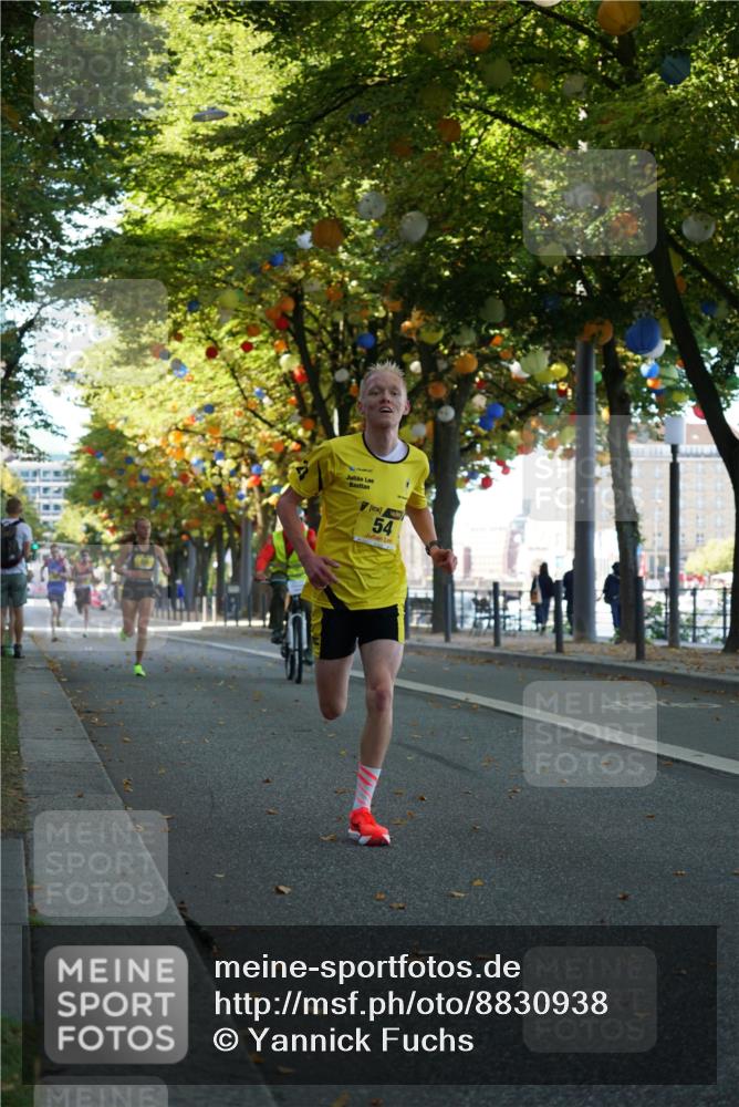 07.09.2025 - BARMER Alsterlauf Yannick Fuchs http://msf.ph/oto/8830938 07.09.2025 11:11:57 Laufen 54 meine-sportfotos.de