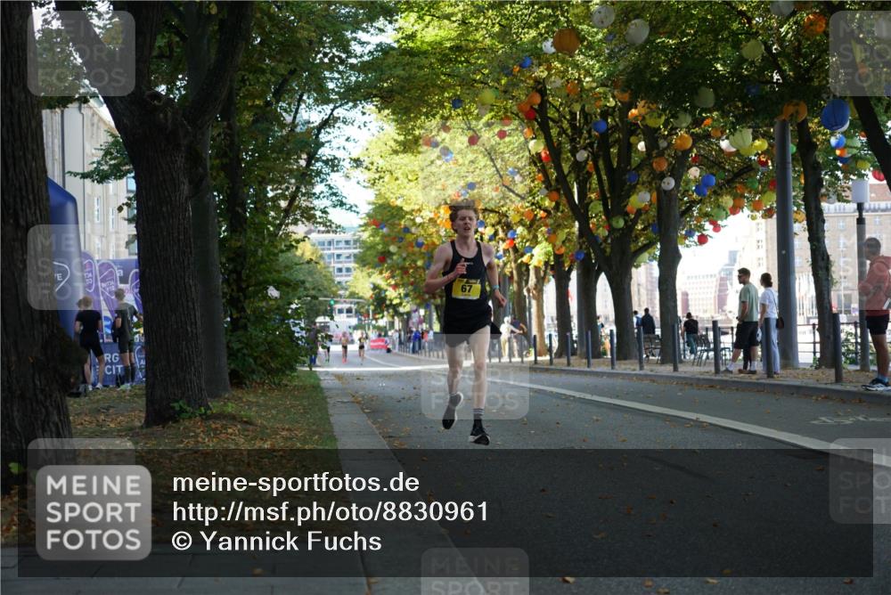 07.09.2025 - BARMER Alsterlauf Yannick Fuchs http://msf.ph/oto/8830961 07.09.2025 11:13:34 Laufen 13, 67 meine-sportfotos.de