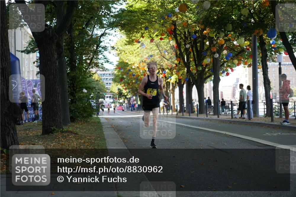 07.09.2025 - BARMER Alsterlauf Yannick Fuchs http://msf.ph/oto/8830962 07.09.2025 11:13:34 Laufen 67 meine-sportfotos.de