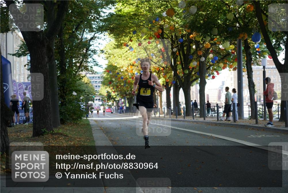 07.09.2025 - BARMER Alsterlauf Yannick Fuchs http://msf.ph/oto/8830964 07.09.2025 11:13:34 Laufen 13, 67 meine-sportfotos.de