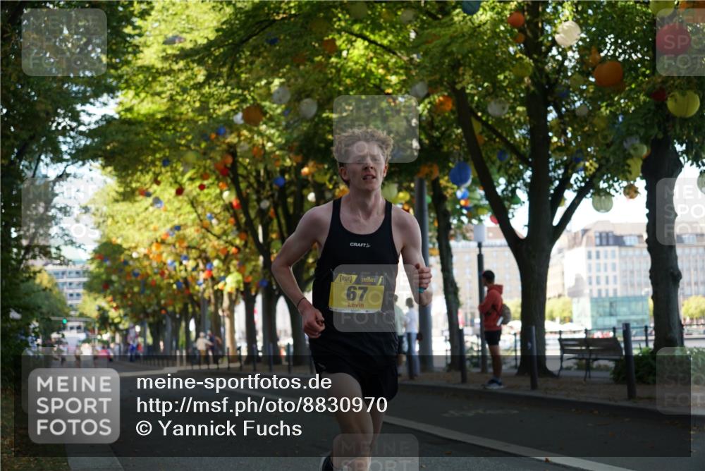 07.09.2025 - BARMER Alsterlauf Yannick Fuchs http://msf.ph/oto/8830970 07.09.2025 11:13:35 Laufen 5, 67 meine-sportfotos.de