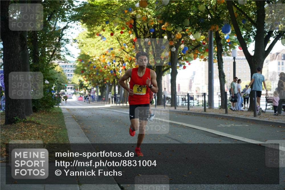07.09.2025 - BARMER Alsterlauf Yannick Fuchs http://msf.ph/oto/8831004 07.09.2025 11:14:10 Laufen 52 meine-sportfotos.de