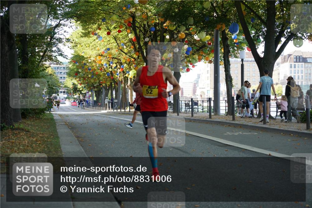07.09.2025 - BARMER Alsterlauf Yannick Fuchs http://msf.ph/oto/8831006 07.09.2025 11:14:10 Laufen 52 meine-sportfotos.de