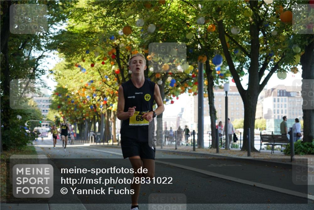 07.09.2025 - BARMER Alsterlauf Yannick Fuchs http://msf.ph/oto/8831022 07.09.2025 11:14:33 Laufen 2, 68 meine-sportfotos.de