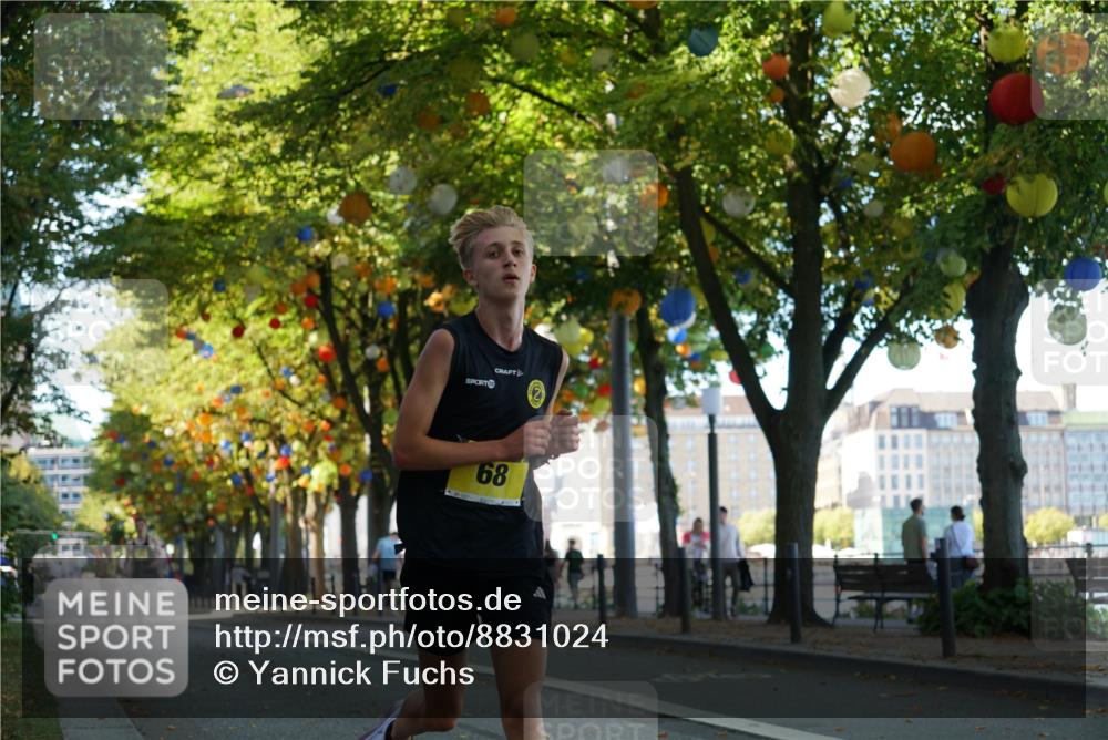 07.09.2025 - BARMER Alsterlauf Yannick Fuchs http://msf.ph/oto/8831024 07.09.2025 11:14:33 Laufen 68 meine-sportfotos.de