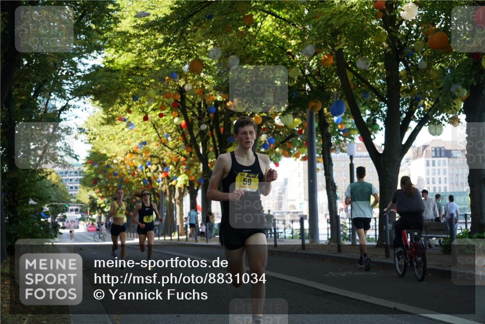 07.09.2025 - BARMER Alsterlauf Yannick Fuchs http://msf.ph/oto/8831034 07.09.2025 11:14:39 Laufen 59 meine-sportfotos.de