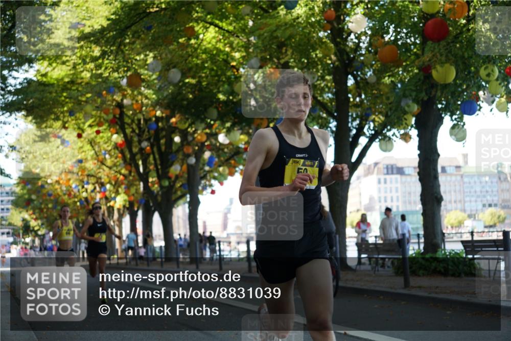 07.09.2025 - BARMER Alsterlauf Yannick Fuchs http://msf.ph/oto/8831039 07.09.2025 11:14:39 Laufen  meine-sportfotos.de