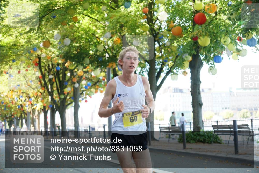 07.09.2025 - BARMER Alsterlauf Yannick Fuchs http://msf.ph/oto/8831058 07.09.2025 11:14:56 Laufen 5, 69 meine-sportfotos.de