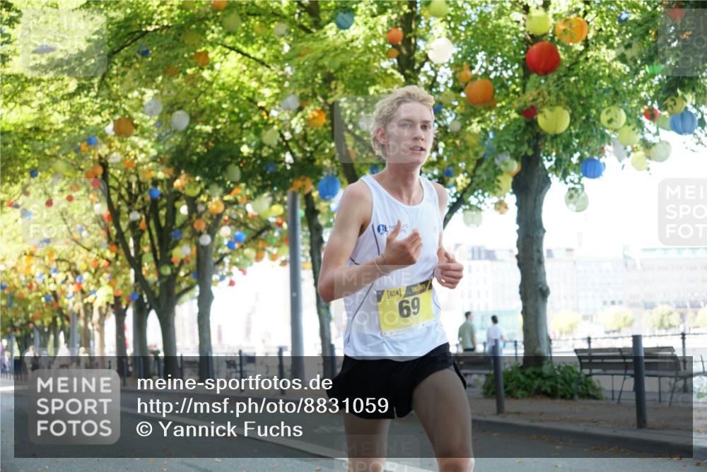 07.09.2025 - BARMER Alsterlauf Yannick Fuchs http://msf.ph/oto/8831059 07.09.2025 11:14:56 Laufen 5, 69 meine-sportfotos.de