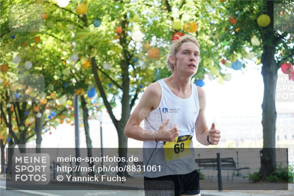 07.09.2025 - BARMER Alsterlauf Yannick Fuchs http://msf.ph/oto/8831061 07.09.2025 11:14:56 Laufen 69 meine-sportfotos.de