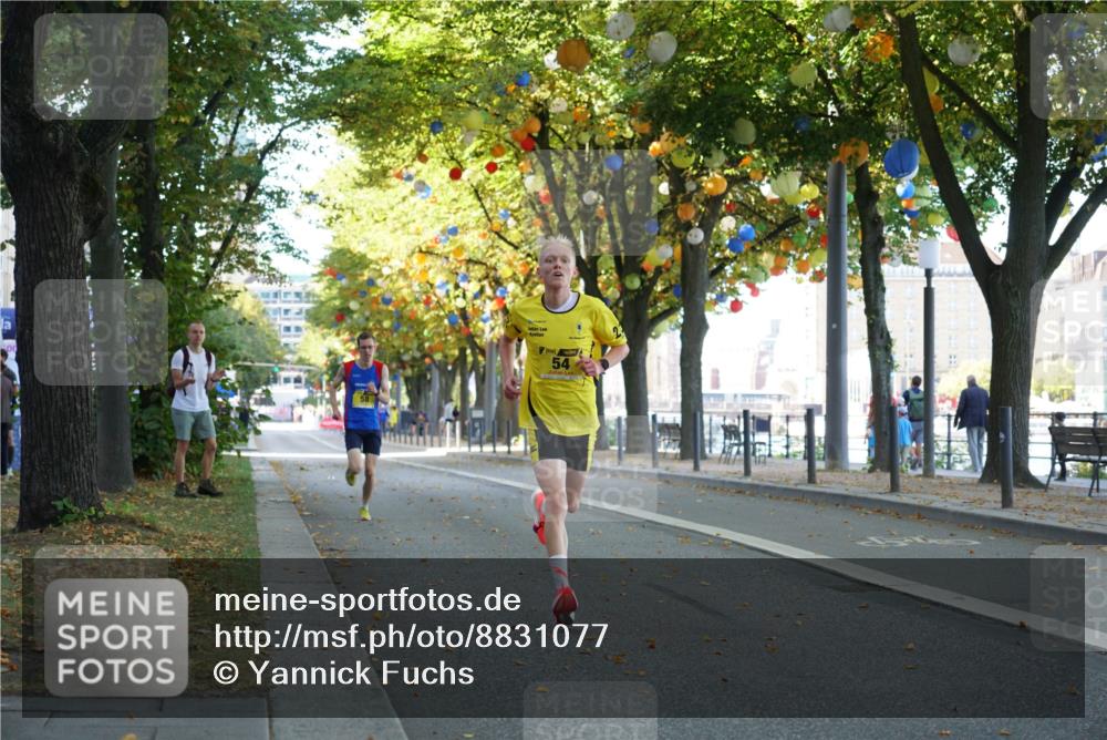 07.09.2025 - BARMER Alsterlauf Yannick Fuchs http://msf.ph/oto/8831077 07.09.2025 11:15:55 Laufen 54, 23 meine-sportfotos.de