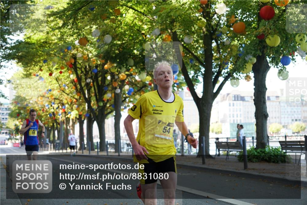 07.09.2025 - BARMER Alsterlauf Yannick Fuchs http://msf.ph/oto/8831080 07.09.2025 11:15:56 Laufen 58, 54 meine-sportfotos.de