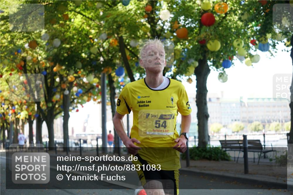 07.09.2025 - BARMER Alsterlauf Yannick Fuchs http://msf.ph/oto/8831083 07.09.2025 11:15:56 Laufen 5, 54 meine-sportfotos.de