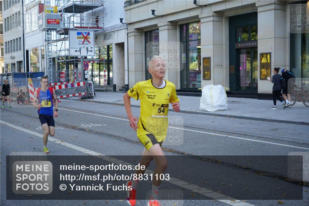 07.09.2025 - BARMER Alsterlauf Yannick Fuchs http://msf.ph/oto/8831103 07.09.2025 11:16:52 Laufen 58, 54 meine-sportfotos.de