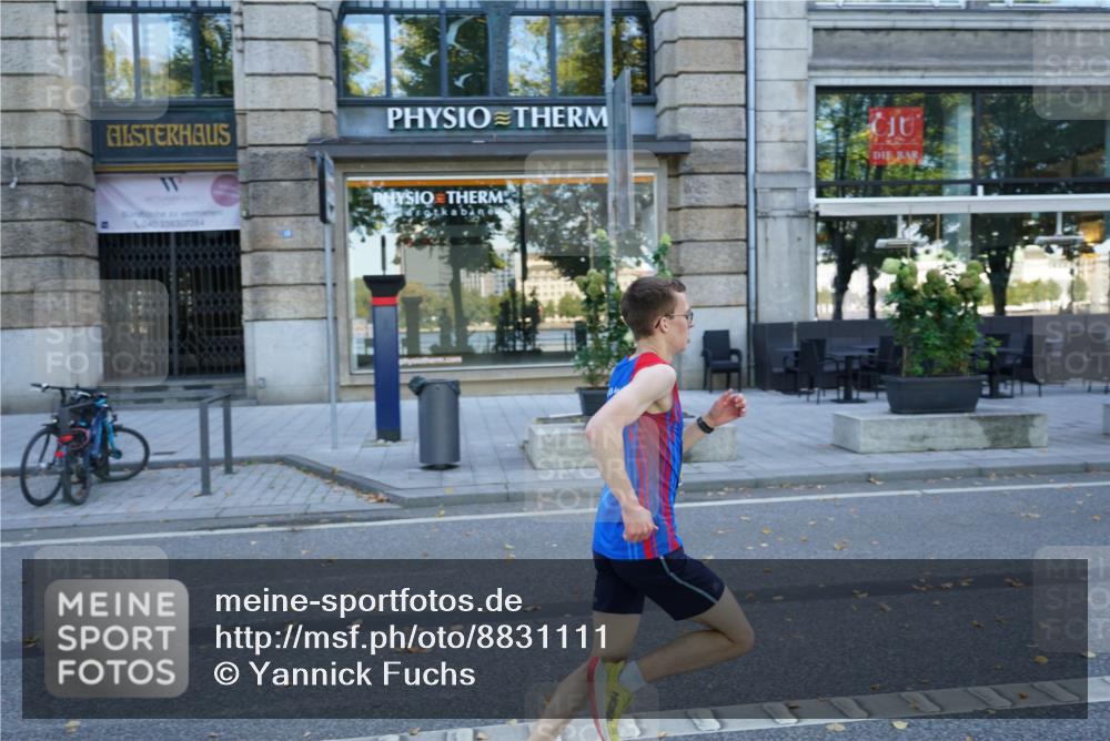 07.09.2025 - BARMER Alsterlauf Yannick Fuchs http://msf.ph/oto/8831111 07.09.2025 11:16:54 Laufen 0238307284 meine-sportfotos.de