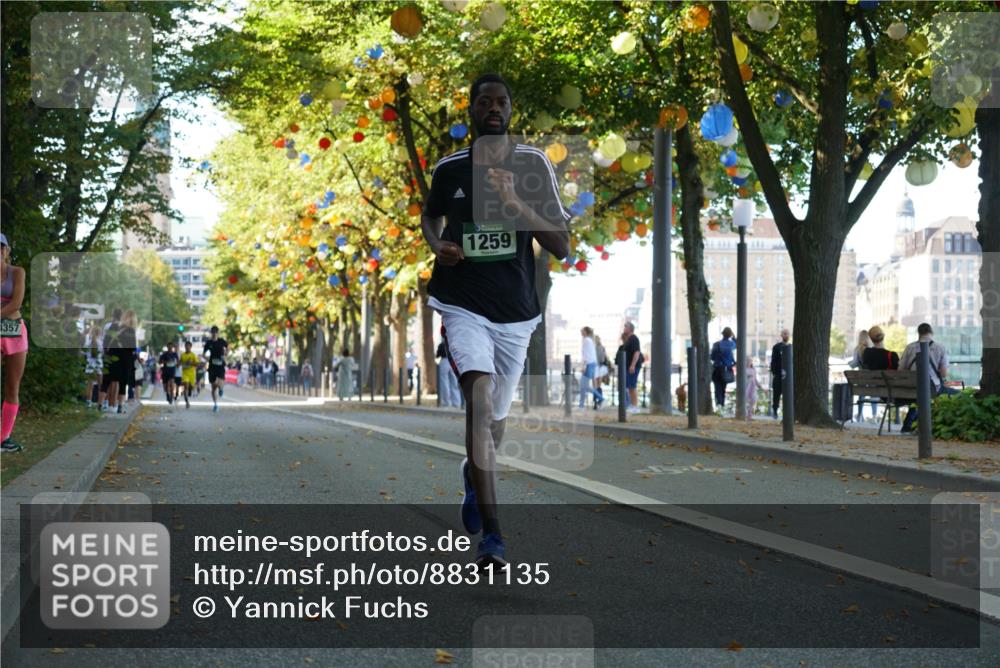 07.09.2025 - BARMER Alsterlauf Yannick Fuchs http://msf.ph/oto/8831135 07.09.2025 11:30:44 Laufen 357, 1259 meine-sportfotos.de