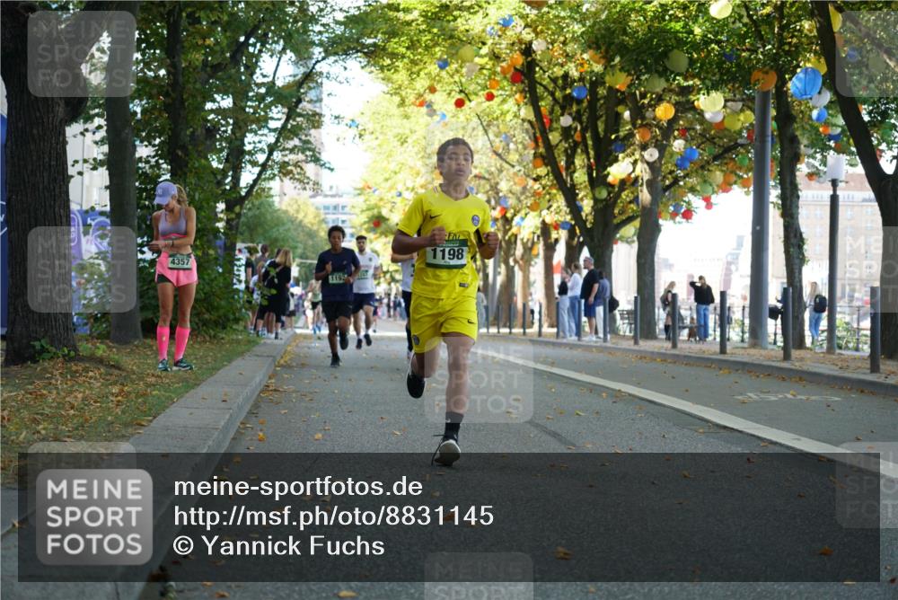 07.09.2025 - BARMER Alsterlauf Yannick Fuchs http://msf.ph/oto/8831145 07.09.2025 11:30:54 Laufen 4357, 1192, 1198 meine-sportfotos.de