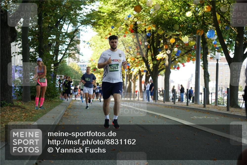 07.09.2025 - BARMER Alsterlauf Yannick Fuchs http://msf.ph/oto/8831162 07.09.2025 11:30:59 Laufen 4357, 24, 1263 meine-sportfotos.de