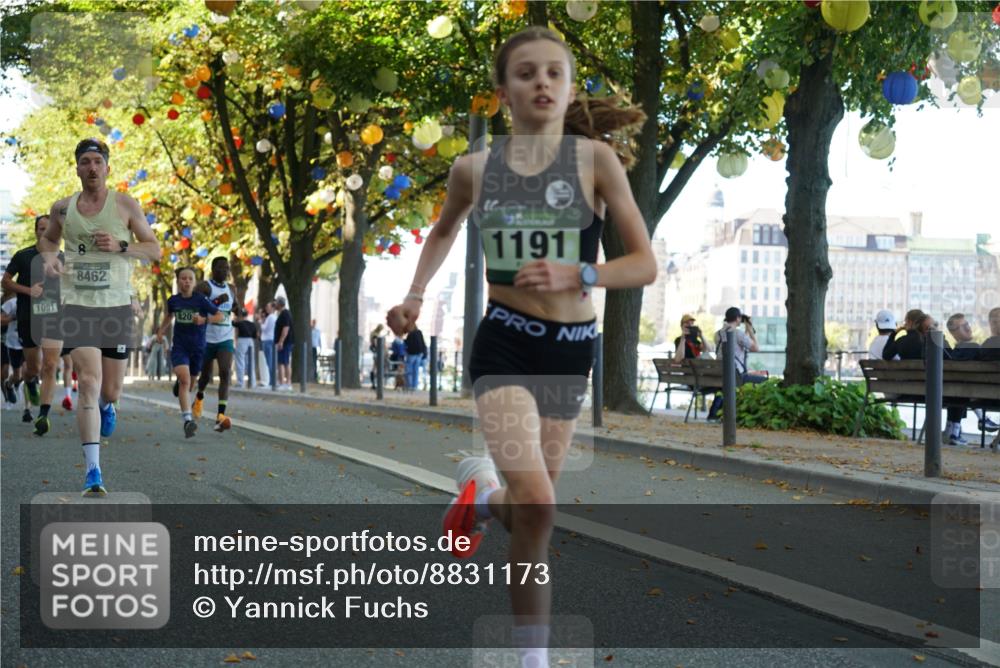 07.09.2025 - BARMER Alsterlauf Yannick Fuchs http://msf.ph/oto/8831173 07.09.2025 11:31:05 Laufen 1091, 8462, 1191 meine-sportfotos.de
