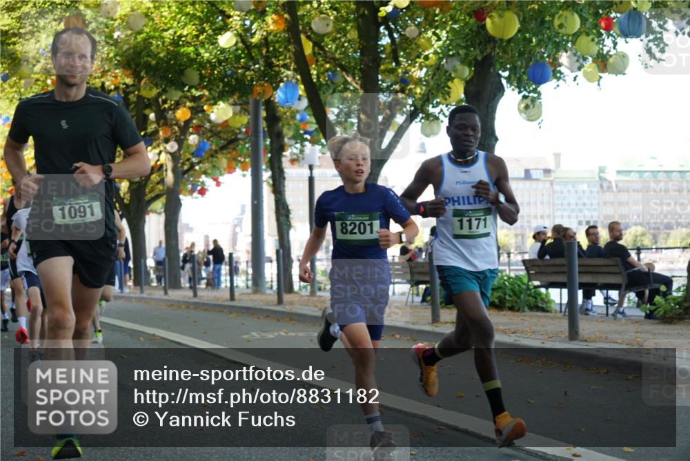 07.09.2025 - BARMER Alsterlauf Yannick Fuchs http://msf.ph/oto/8831182 07.09.2025 11:31:08 Laufen 1091, 8201, 1171 meine-sportfotos.de