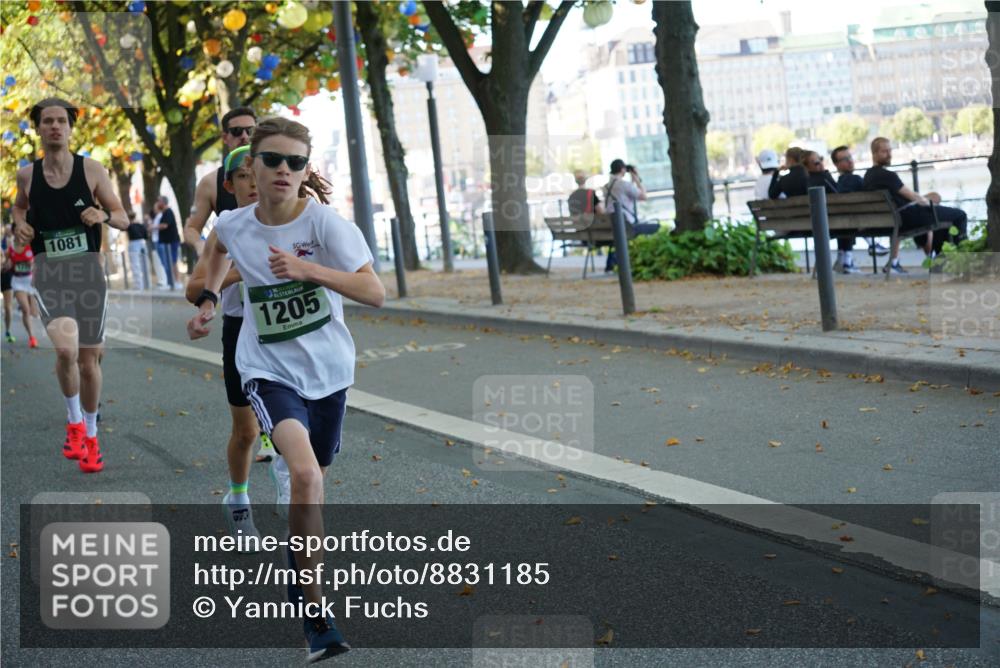 07.09.2025 - BARMER Alsterlauf Yannick Fuchs http://msf.ph/oto/8831185 07.09.2025 11:31:09 Laufen 1081, 136, 1205 meine-sportfotos.de