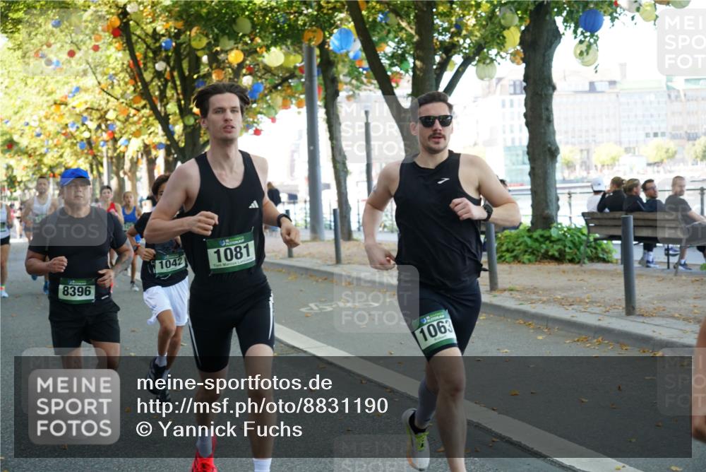 07.09.2025 - BARMER Alsterlauf Yannick Fuchs http://msf.ph/oto/8831190 07.09.2025 11:31:10 Laufen 8396, 1042, 1081, 1063 meine-sportfotos.de