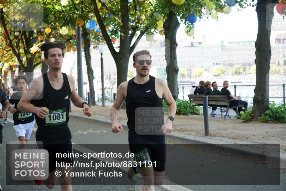 07.09.2025 - BARMER Alsterlauf Yannick Fuchs http://msf.ph/oto/8831191 07.09.2025 11:31:10 Laufen 1081, 1063 meine-sportfotos.de
