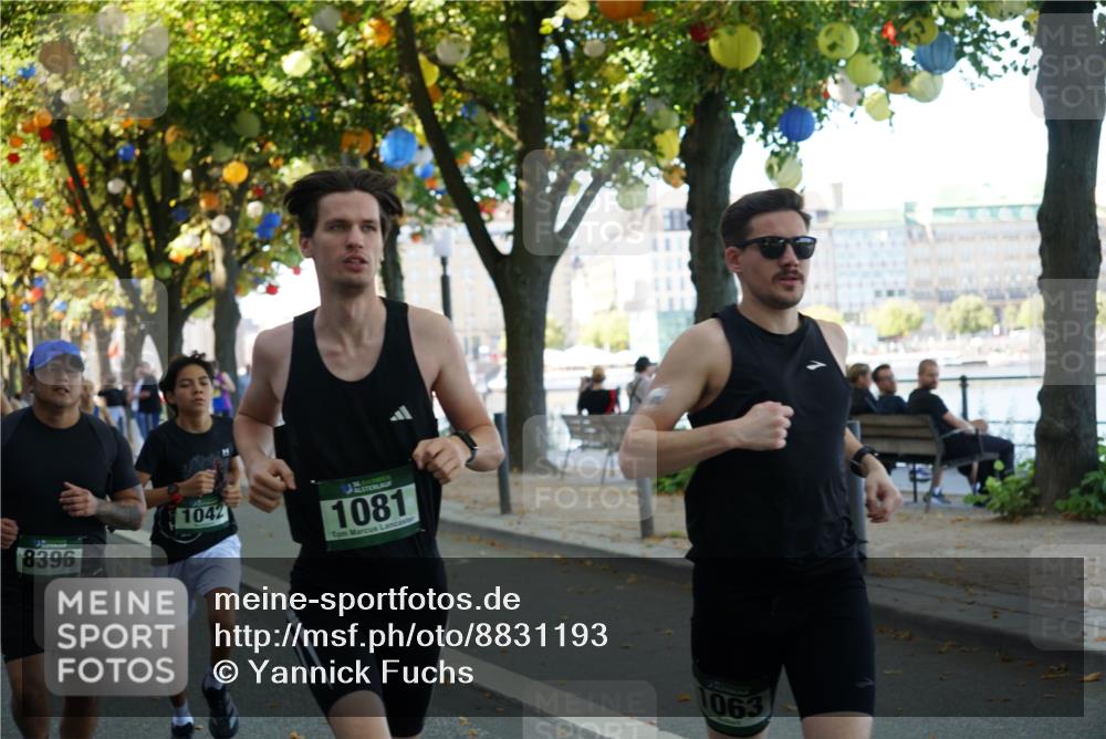 07.09.2025 - BARMER Alsterlauf Yannick Fuchs http://msf.ph/oto/8831193 07.09.2025 11:31:11 Laufen 8396, 1042, 1081, 1063 meine-sportfotos.de