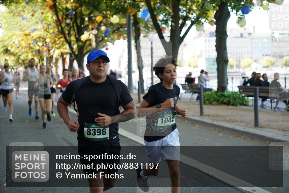 07.09.2025 - BARMER Alsterlauf Yannick Fuchs http://msf.ph/oto/8831197 07.09.2025 11:31:12 Laufen 136, 8396, 1042 meine-sportfotos.de